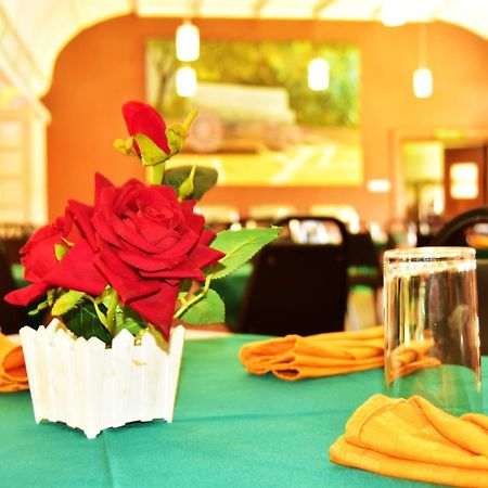 Wagon Wheel Hotel Eldoret Extérieur photo