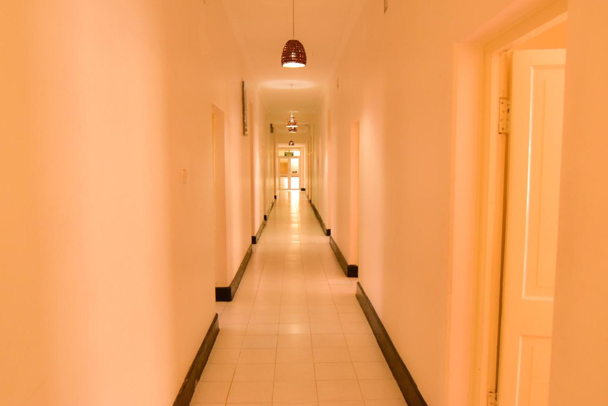 Wagon Wheel Hotel Eldoret Extérieur photo