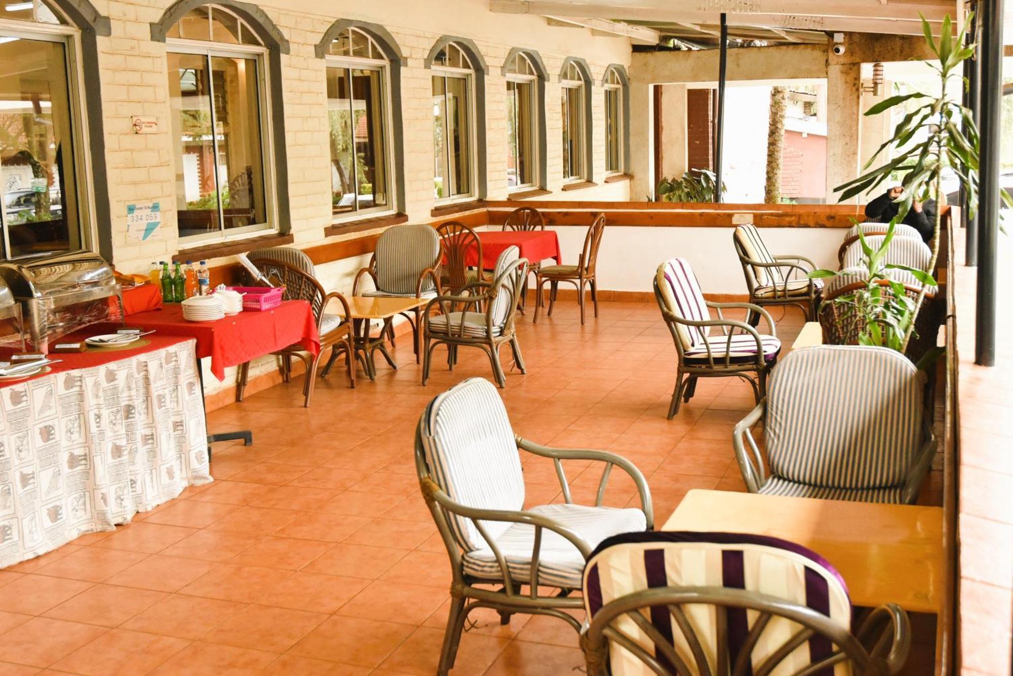 Wagon Wheel Hotel Eldoret Extérieur photo